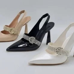 حذاء عرائسي كريستال