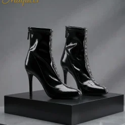 LES بوت نسائي